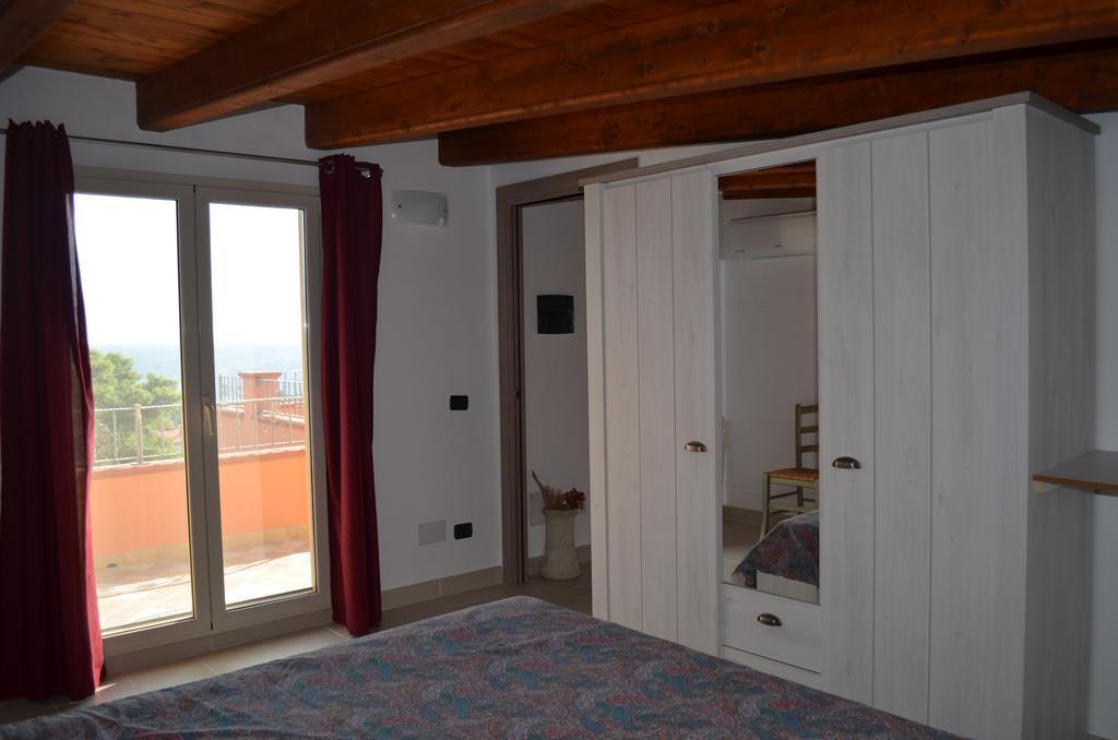 Terrazza Sul Golfo Degli Angeli Villa Capitana Bagian luar foto