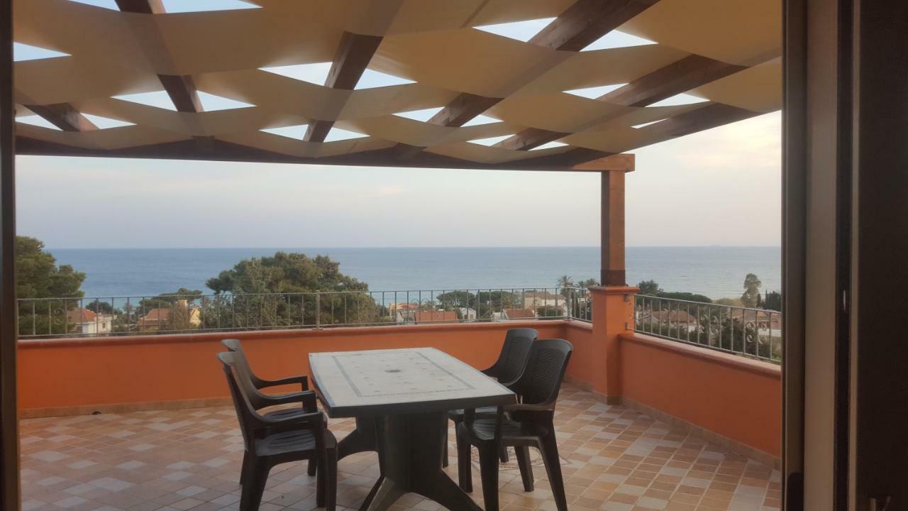 Terrazza Sul Golfo Degli Angeli Villa Capitana Bagian luar foto