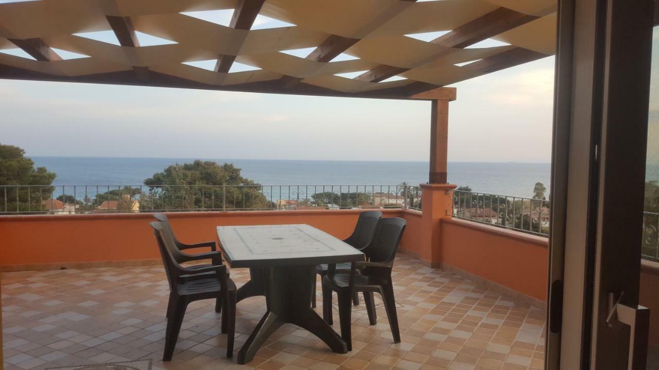 Terrazza Sul Golfo Degli Angeli Villa Capitana Bagian luar foto